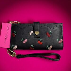 NWT Betsey Johnson Novelty heart shaped Cherry Bifold wallet Valentine ready 💋